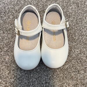 L'Amour Rebecca Classic White Mary Jane Dress Shoes